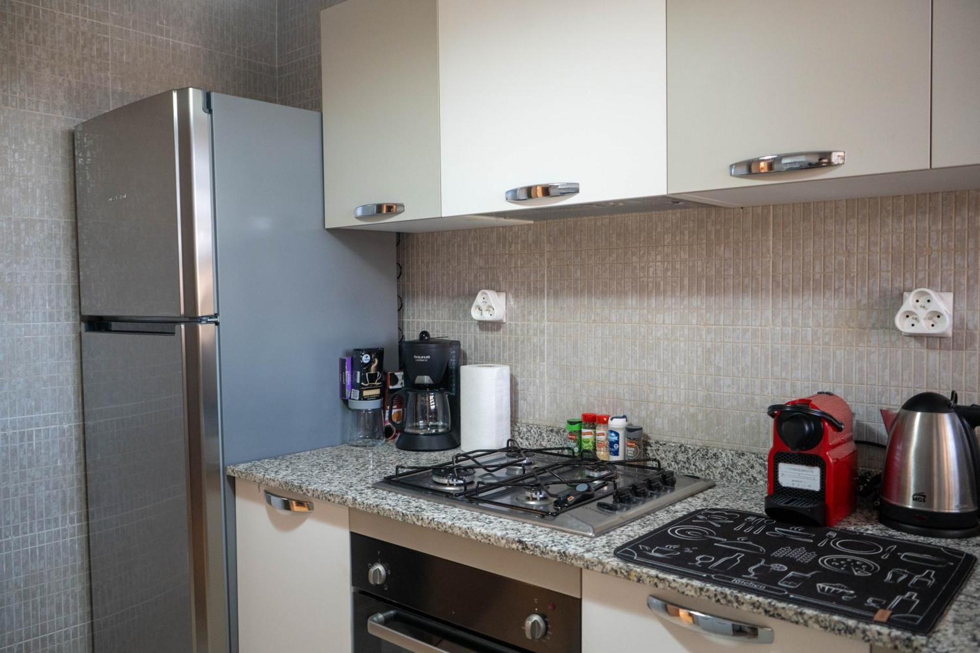 Magnifique Appartement Moderne De 2 Chambres Avec Piscine A 10 Min Du Centre De Marrakech Μαρακές Εξωτερικό φωτογραφία