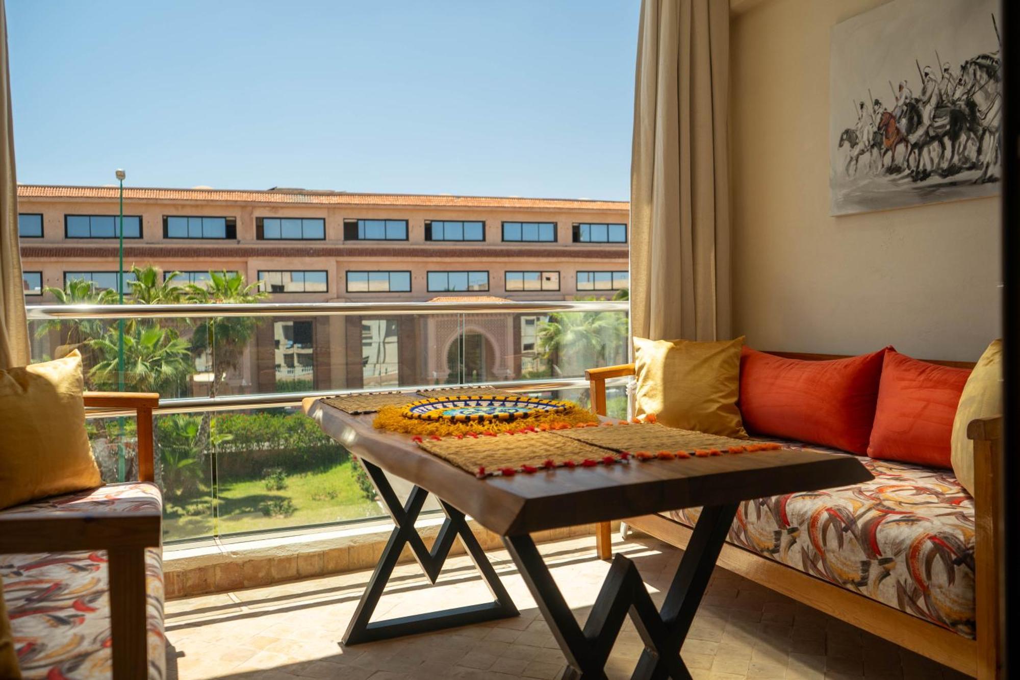 Magnifique Appartement Moderne De 2 Chambres Avec Piscine A 10 Min Du Centre De Marrakech Μαρακές Εξωτερικό φωτογραφία